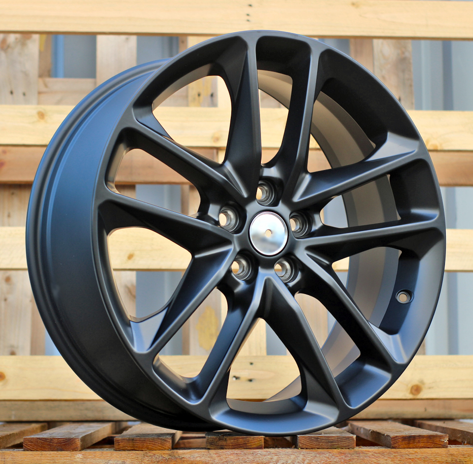 XE399  Melns pusmatēts R20 5X115 8J et50 71.5