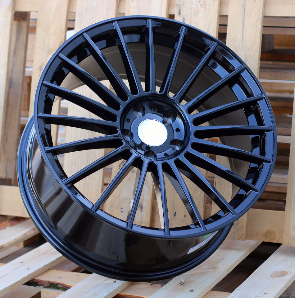 BMW IN005  Melns R20 5X120 8.5J et33 72.6