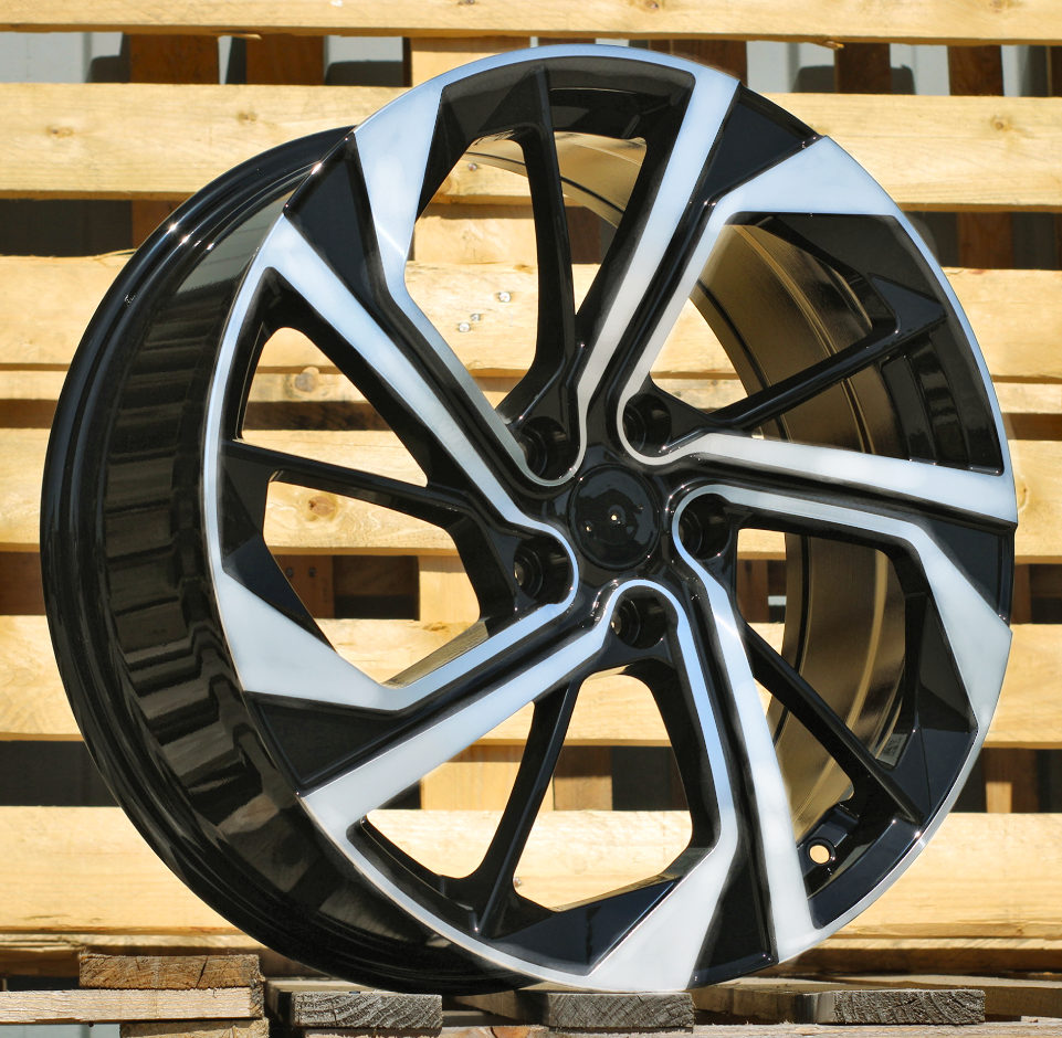 Nissan D1981  Melns ar pulētu virsmu R19 5X114.3 7.5J et45 66.1