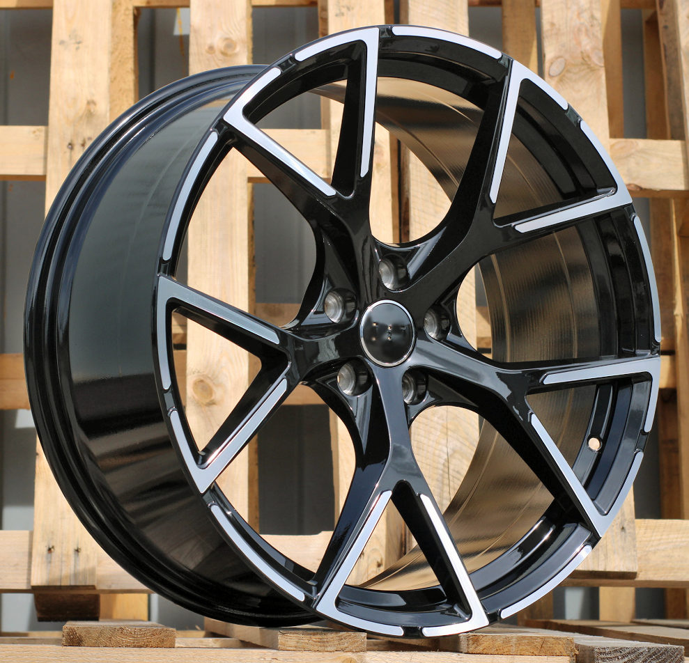 Audi 3S5997  Melns pusmatēts ar pulētu virsmu R18 5X112 8J et39 57.1