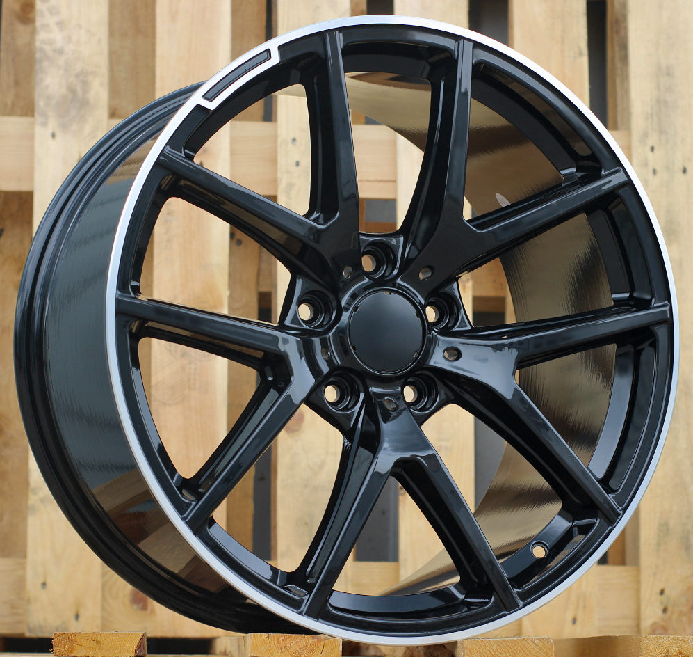 Mercedes A8221  Melns ar pulētu malu R20 5X130 10J et35 84.1