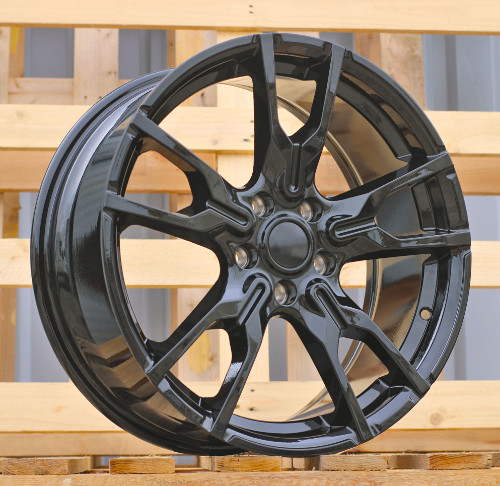 BMW I5662  Melns R18 5X112 7.5J et45 66.6