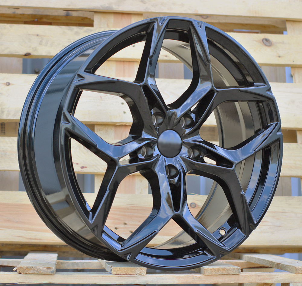 I5572  Melns R18 5X112 8J et40 57.1