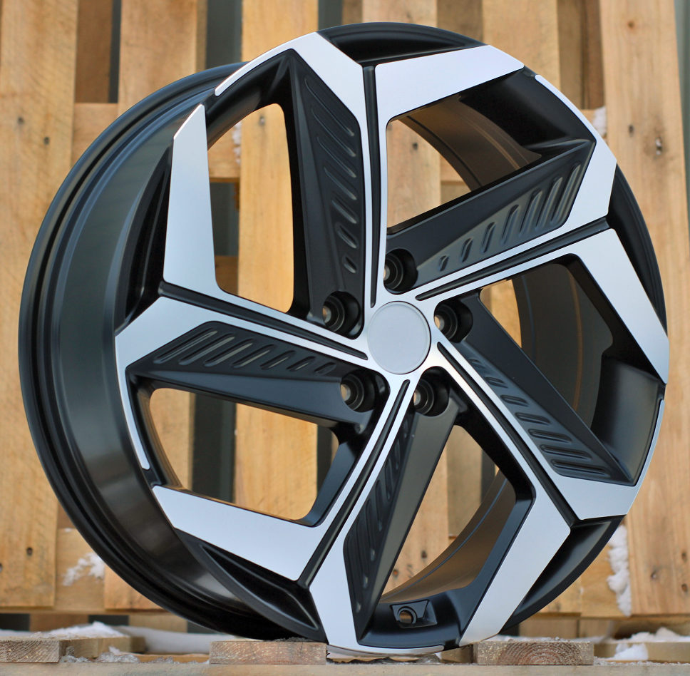 Hyundai D1926  Melns pusmatēts ar pulētu virsmu R18 5X114.3 7.5J et51 67.1