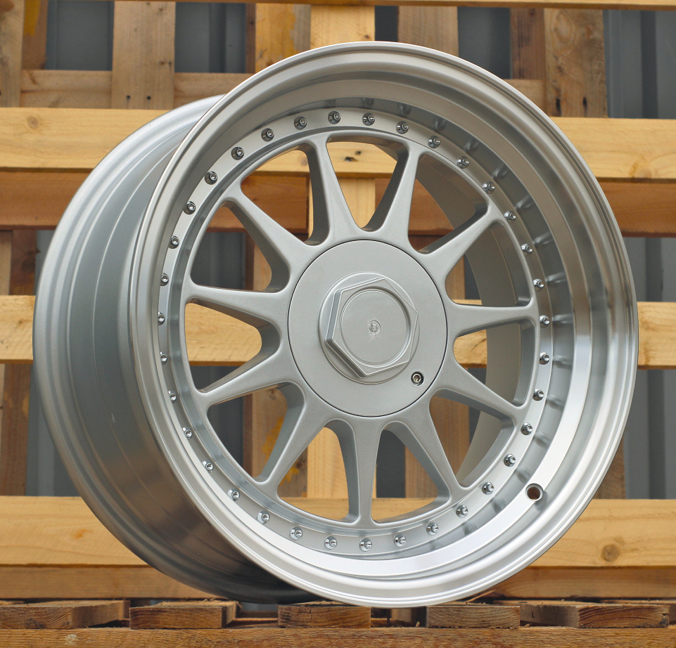7962F  Sudrabs ar pulētu malu R17 4X100 7.5J et30 57.1