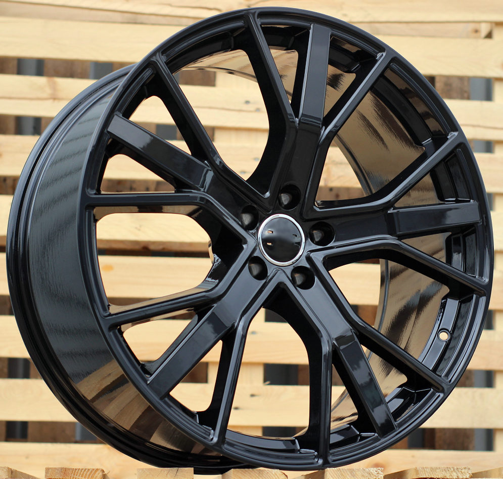 Audi B5131  Melns R22 5X112 10J et21 66.5